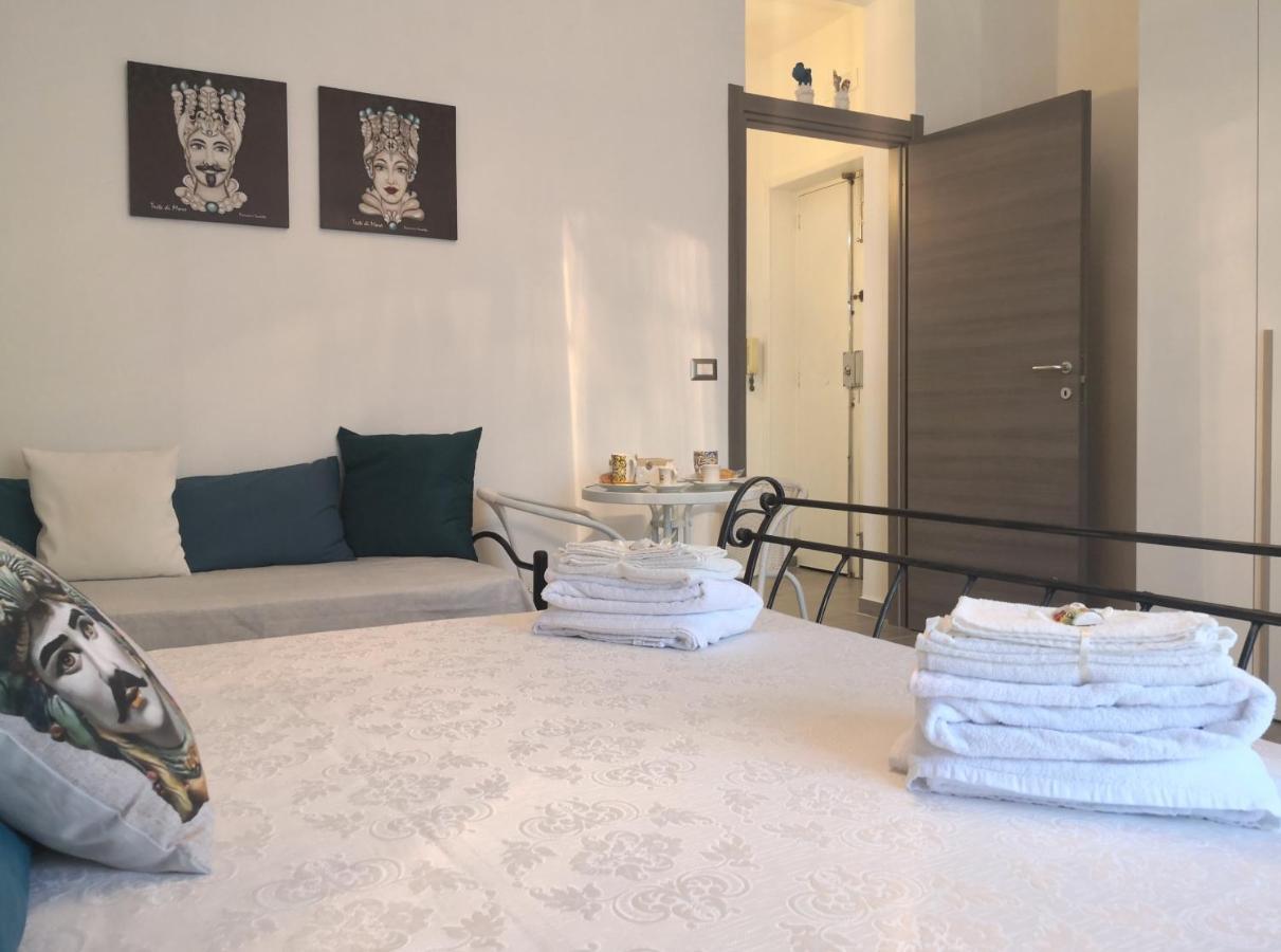 Casa La Morettina - Cortile Privato Interno Syracuse Luaran gambar