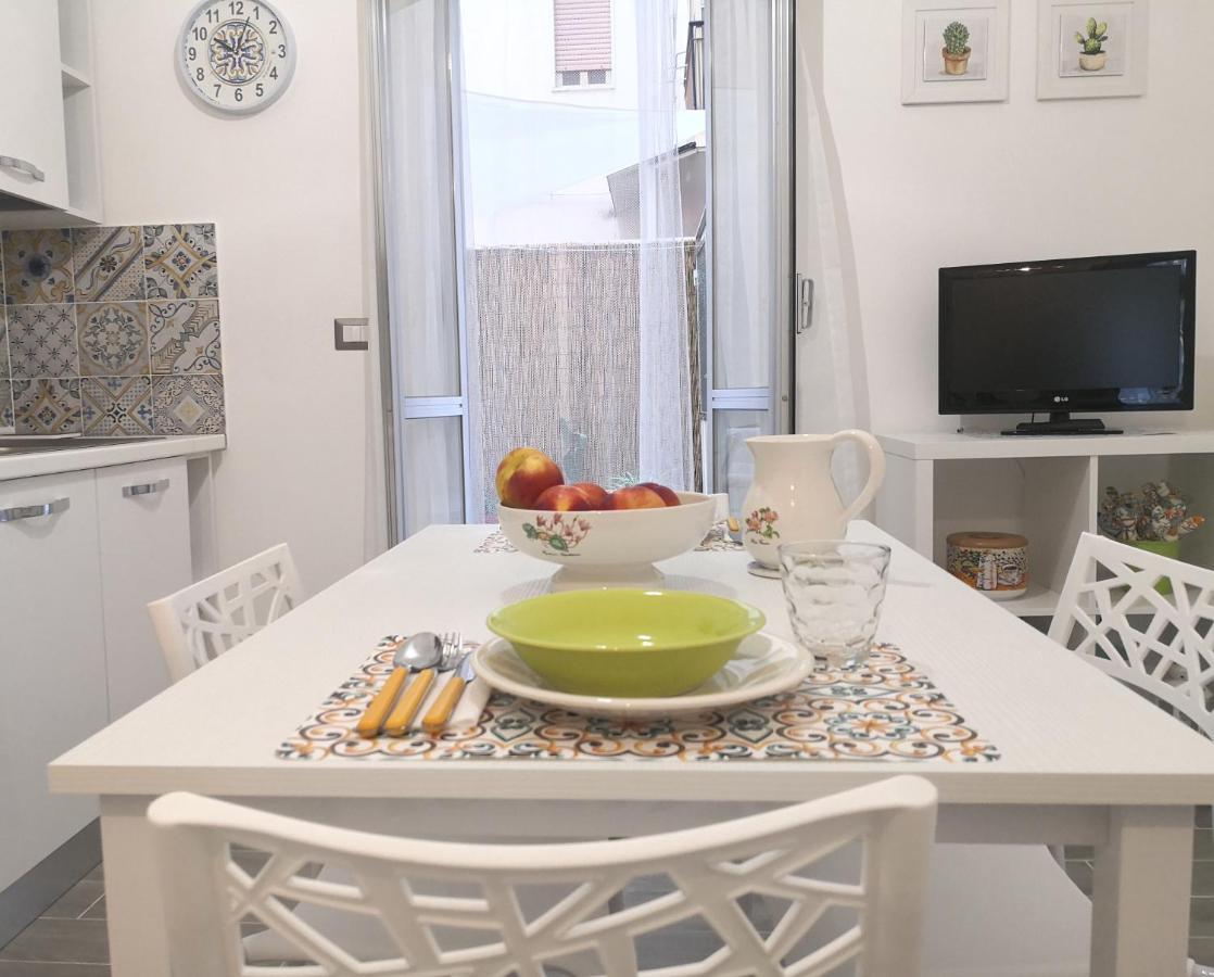 Casa La Morettina - Cortile Privato Interno Syracuse Luaran gambar